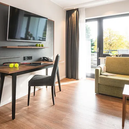 Sporthotel Grafenwald 4 Sterne Superior Daun Exterior photo
